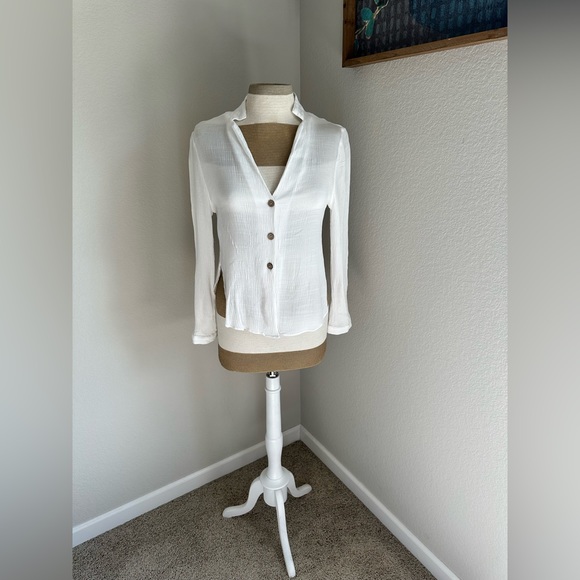 Hello Molly Tops - Hello Molly white Button up blouse size 4